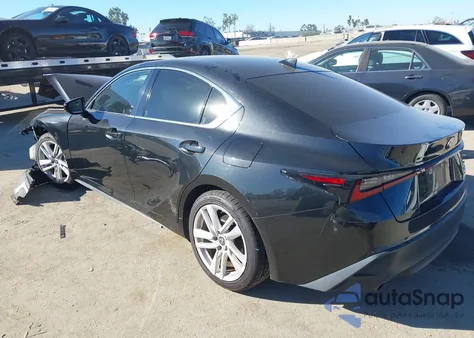 2021 Lexus Is 300 z USA, uszkodzony, nr VIN JTHAA1D2XM5110175